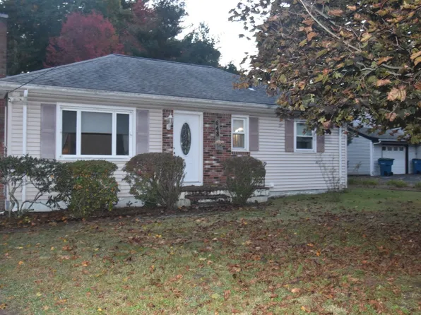 648 North St, Tewksbury, MA 01876