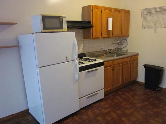 Rented by Full Time Management | media 15