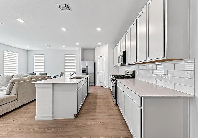 16307 Chestnut Haven Ln — Photo 11
