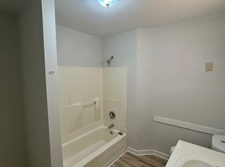 523 E 8th St, Wilmington, DE 19801