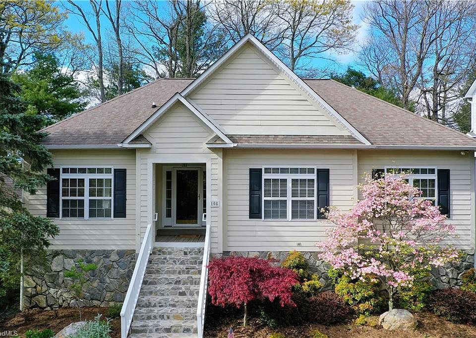 1st image of 108 Laurel Cottage Ln