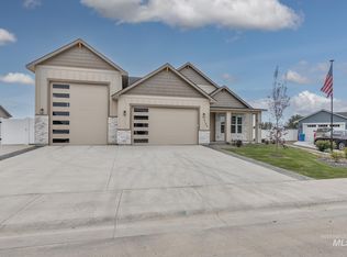 3155 Nuno Dr, Fruitland, ID 83619