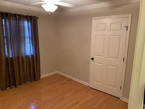 205 Hollins Rd — Photo 29