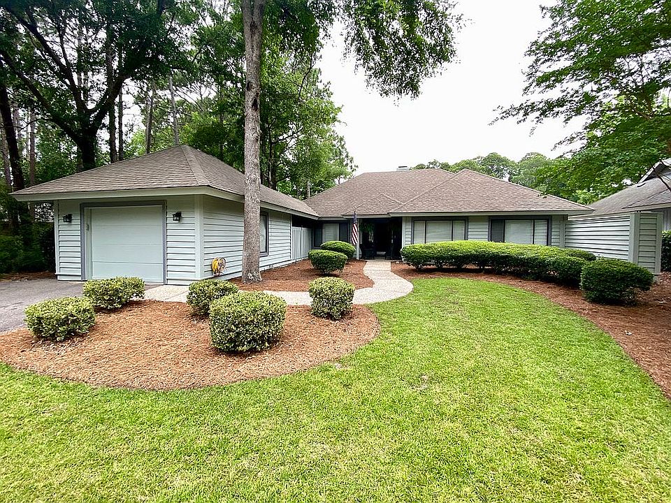 1st image of 8 Quail Walk Ln