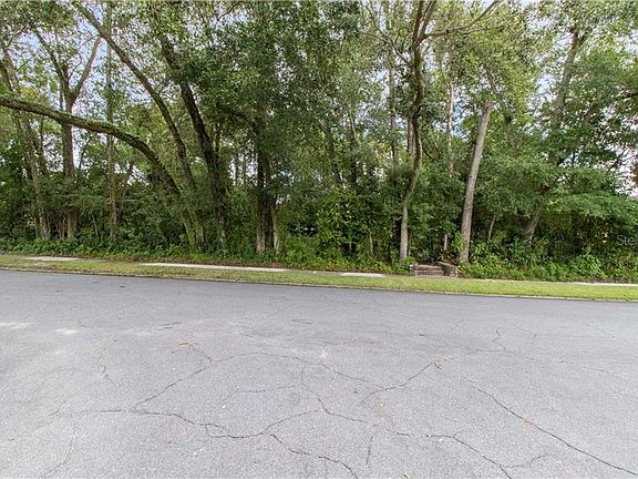 4th image of 430 Minnehaha Trl