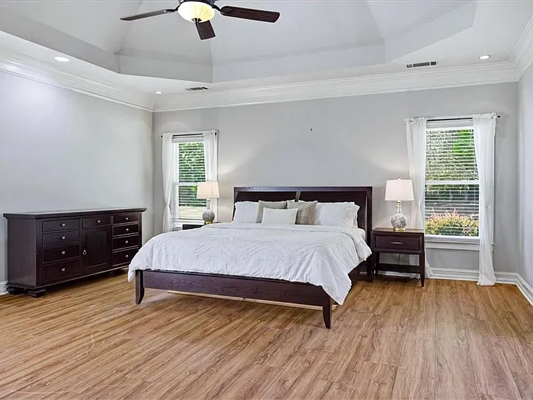 210 Masters View Ct — Photo 25