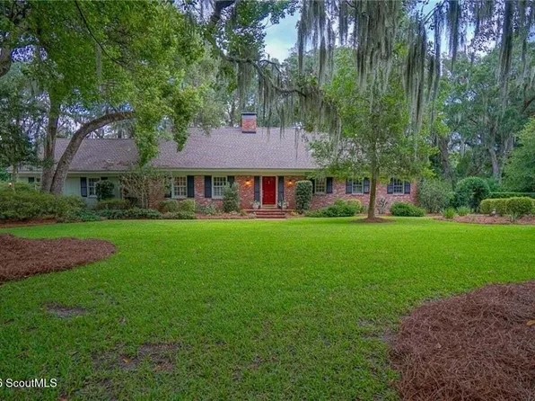 101 N Windward Dr, Saint Simons Island, GA 31522