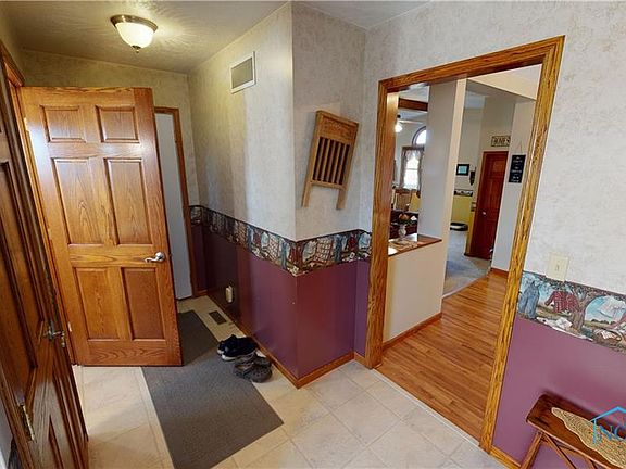 3rd image of 15433 E Township Road 88