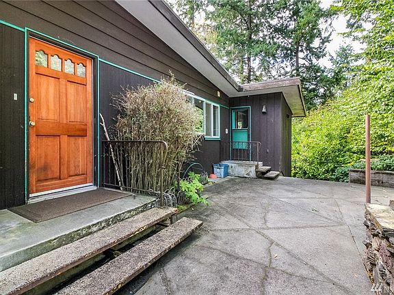 3rd image of 119 126th St E