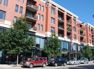 3232 N Halsted St APT D802, Chicago, IL 60657