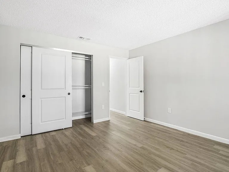 Bella Sol Apartments — Photo 19
