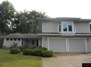 405 S Highland Ave, New Ulm, MN 56073