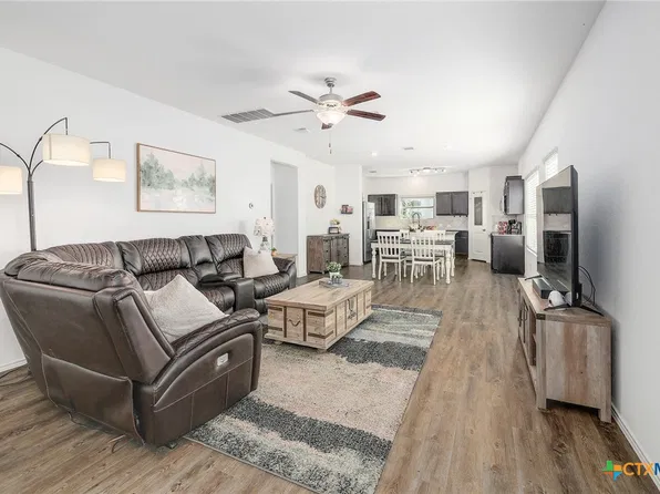 735 Circle Way, Jarrell, TX 76537