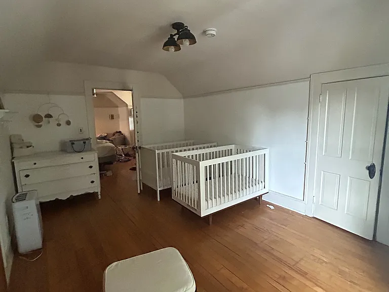 Upstairs bedroom #2