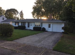 117 Sandalwood Dr, Rochester, NY 14616