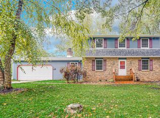 402 Powderhorn Dr, Valparaiso, IN