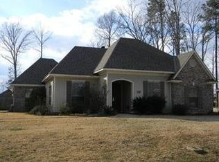 1928 Honeytree Trl, Haughton, LA 71037