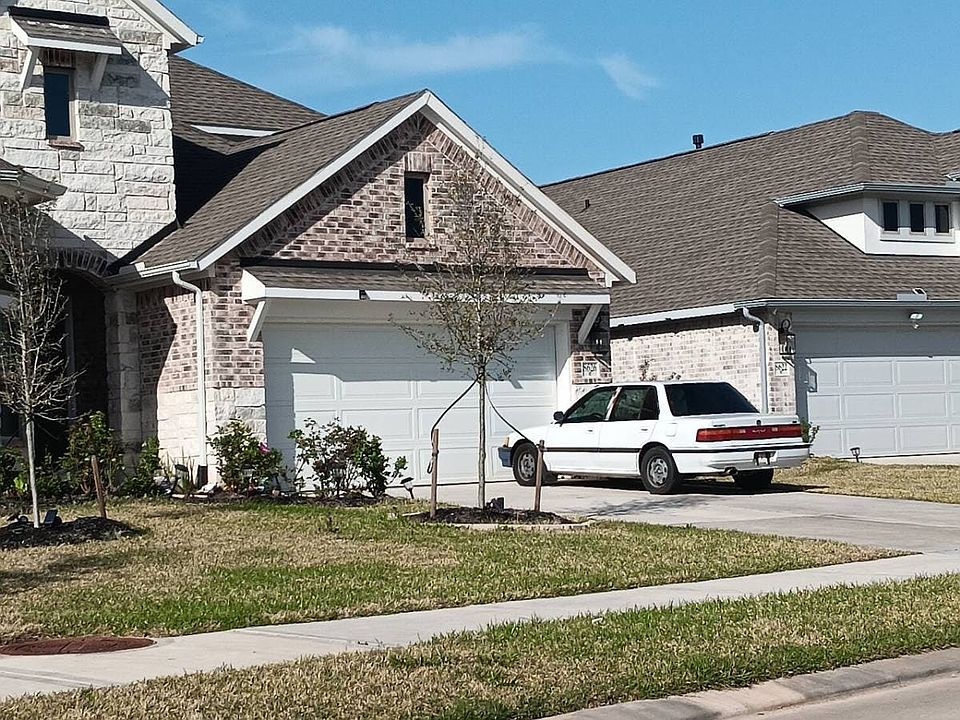 1st image of 8626 Winters Edge Dr