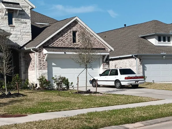 8626 Winters Edge Dr, Richmond, TX 77407