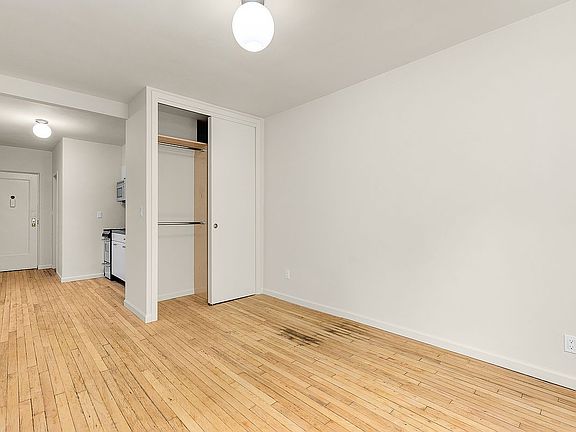 2nd image of 312 W 23rd St APT 1S