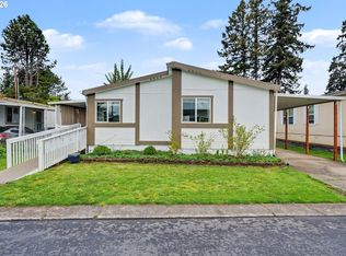 12450 SW Fischer Rd Unit 103, Portland, OR