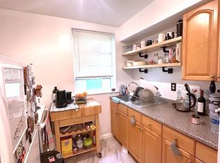 193-04 Station Rd #1F, Flushing, NY 11358