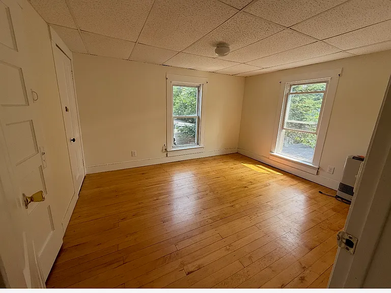 168 North Ave — Photo 4