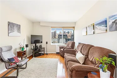 Sold by I Stay NY LLC