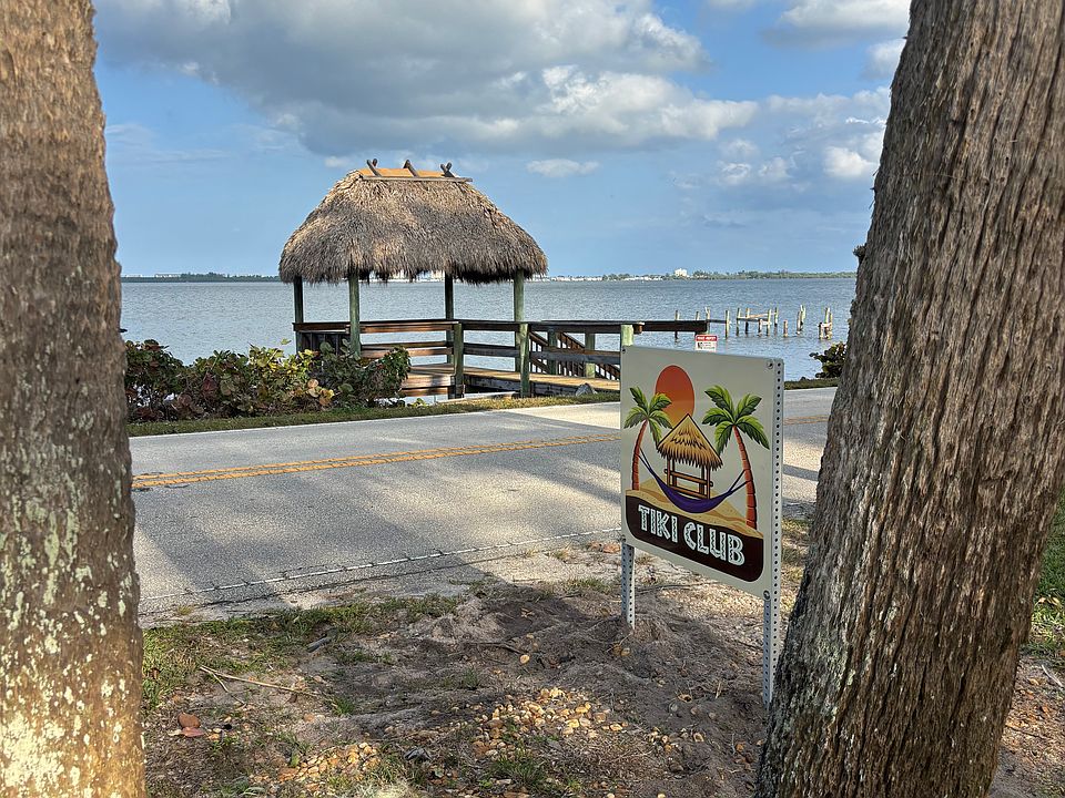 1st image of 13795 S Indian River Dr #13795