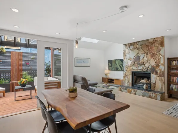 1382 Maple St, Vancouver, BC V6J 3R9