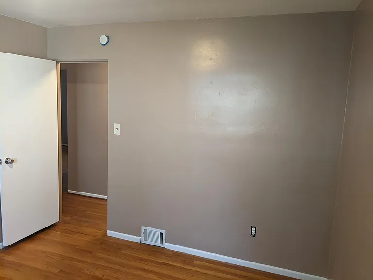 29714 Rosslyn Ave — Photo 10