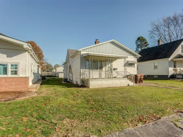 306 N 5th St, Benld, IL 62009