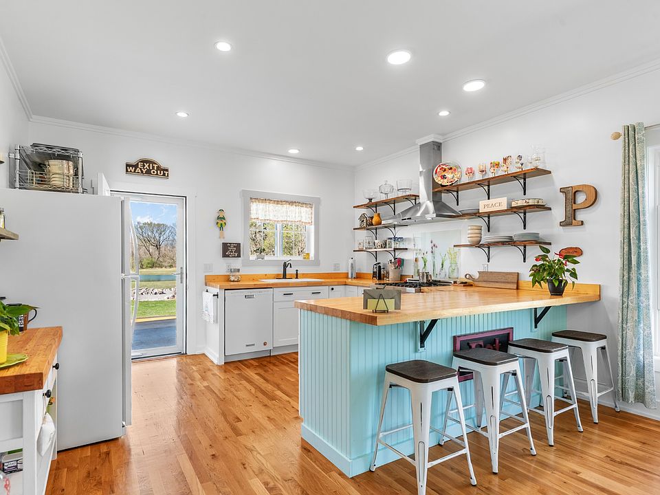 22nd image of this home