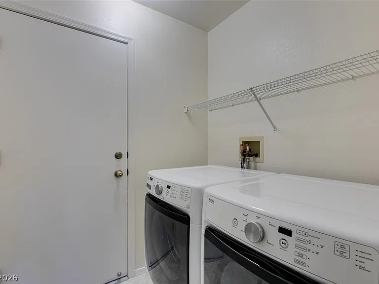 2001 Joy View Ln #2001 — Photo 22