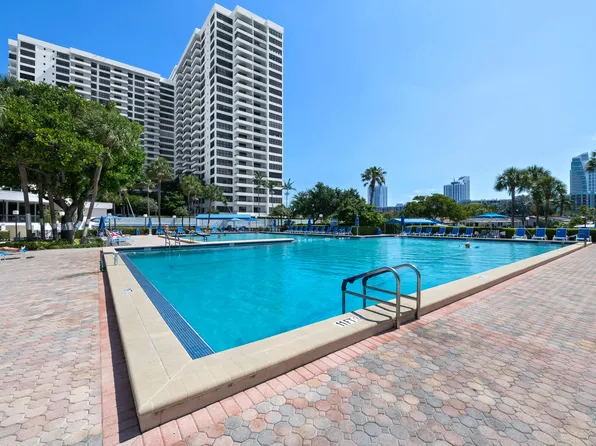 2500 Parkview Drive #615, Hallandale Beach, FL 33009