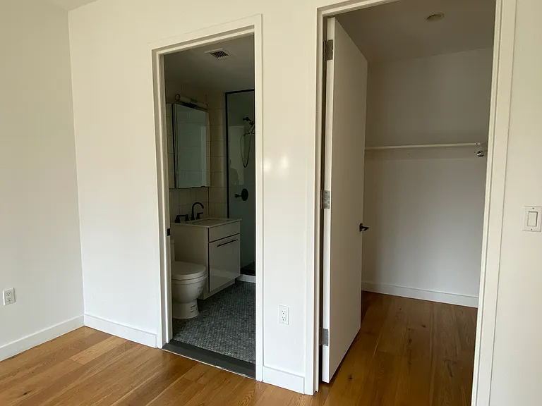 180 Nassau St #10A — Photo 5