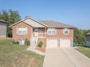 3816 Riley Ct, Jefferson City, MO 65109