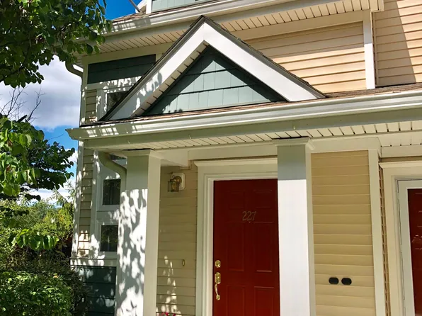 227 Old Farm Dr, Great Meadows, NJ 07838