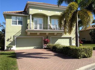148 Banyan Bay Dr, Saint Petersburg, FL 33705