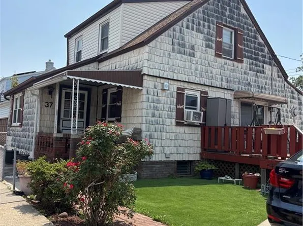 37 Celeste Ct, Brooklyn, NY 11229