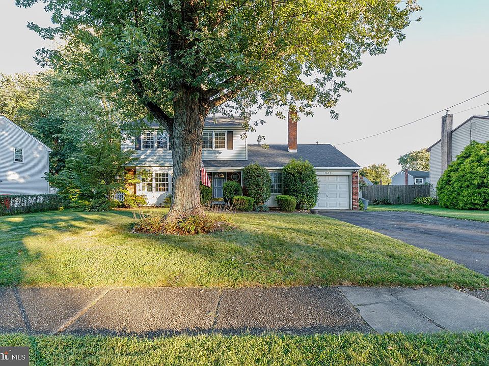 715 Newtown Road Warminster Pa