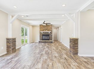100 Patriots Pl, Somerville, TX 77879