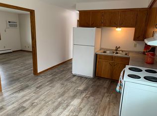1050 Monroe St APT 2, Anoka, MN 55303