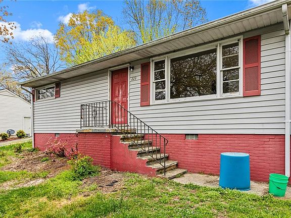 4th image of 229 Watson Dr
