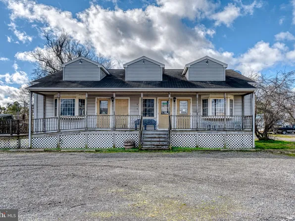 6380 Church St, Chincoteague, VA 23336