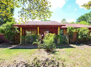 816 Milan, Italy, TX 76651