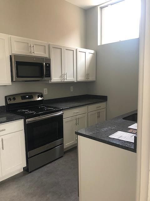 kitchen off of living room
