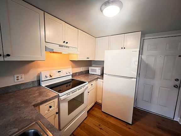 5th image of 6850 Blue Heron Blvd Unit 410