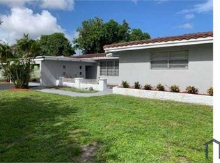 700 SW 38th Ter, Fort Lauderdale, FL 33312