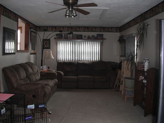 1st Floor Family Room